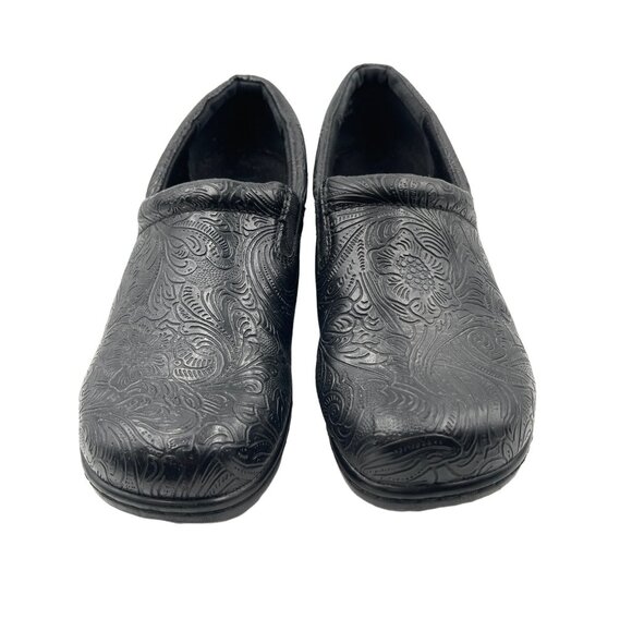 Yuu Women's Slip on Shoes Clogs Bethanee Embossed Tooled Western Style Size 8.5 - Picture 2 of 10